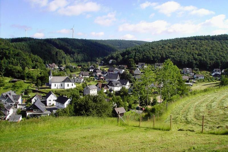 Ferienwohnung Rundumgruen Olpe Bagian luar foto
